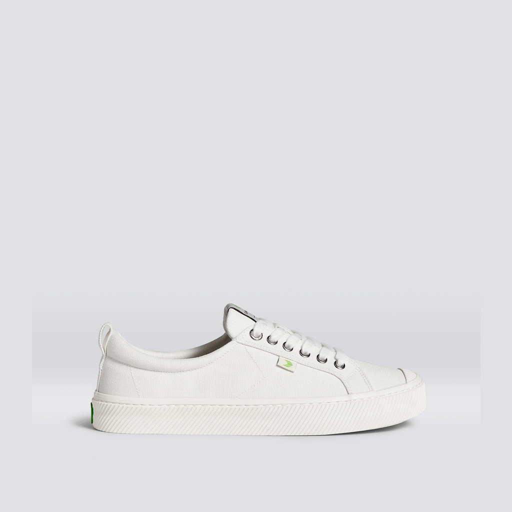 Cariuma Low Top Canvas Veganska OCA LOW Herr Off-White | 712358-PKG