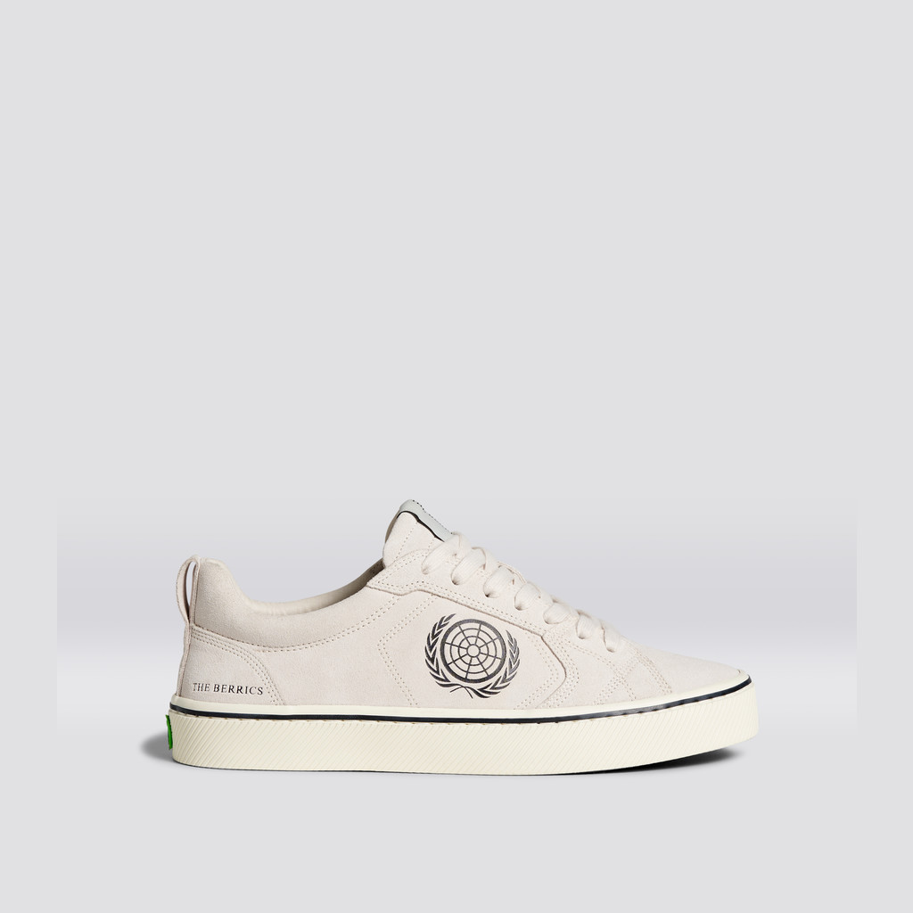 Cariuma Low Top Suede CATIBA PRO Herr Vita | 480159-UVF