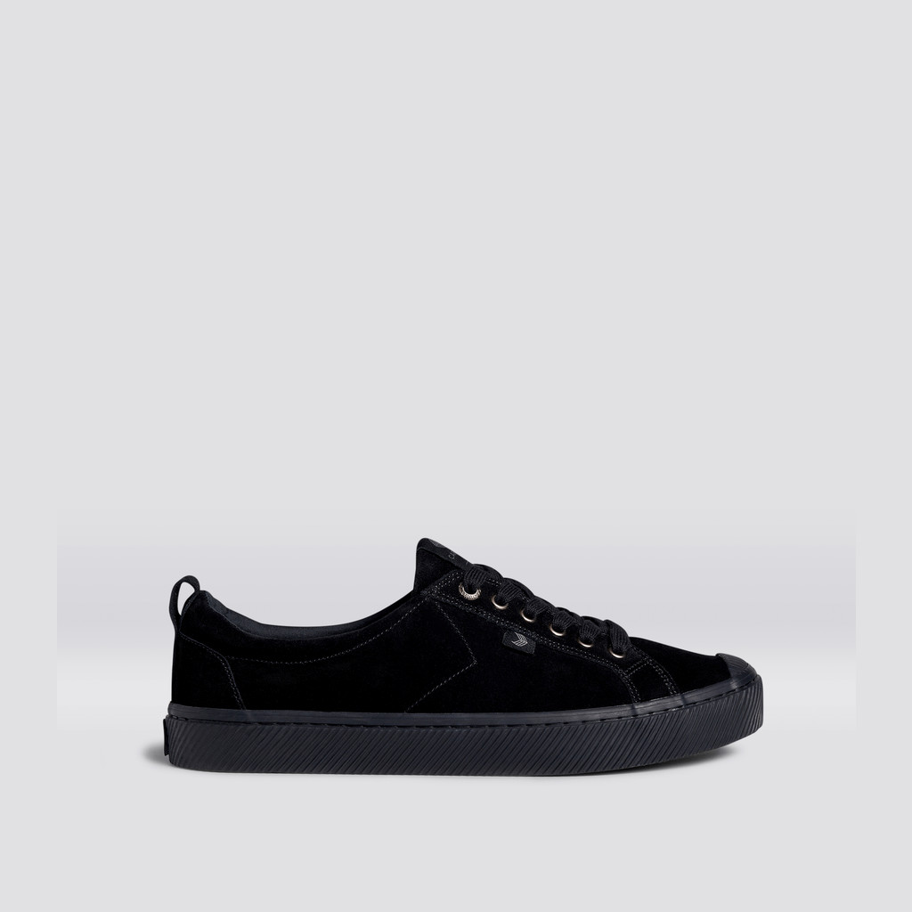 Cariuma Low Top Suede OCA LOW Dam Svarta | 431068-XOJ