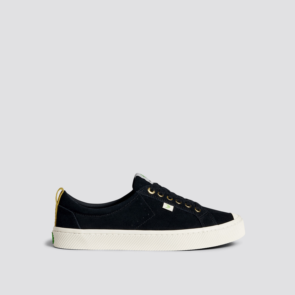 Cariuma Low Top Suede OCA LOW Herr Svarta | 406251-IAZ